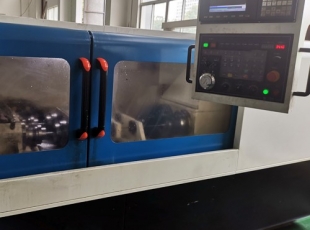 600深孔鉆機床 設備優良